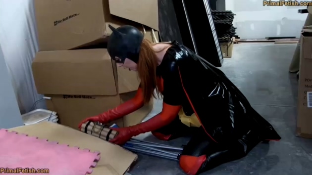 Batwoman Controlled and Defeated.mp4_20180128_044123.966.jpg