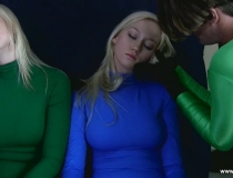 3 Superheroine Sleep