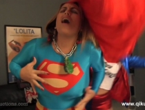 Supergirl vs Harlequin