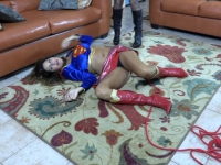 SUPERGIRLCAPTURED